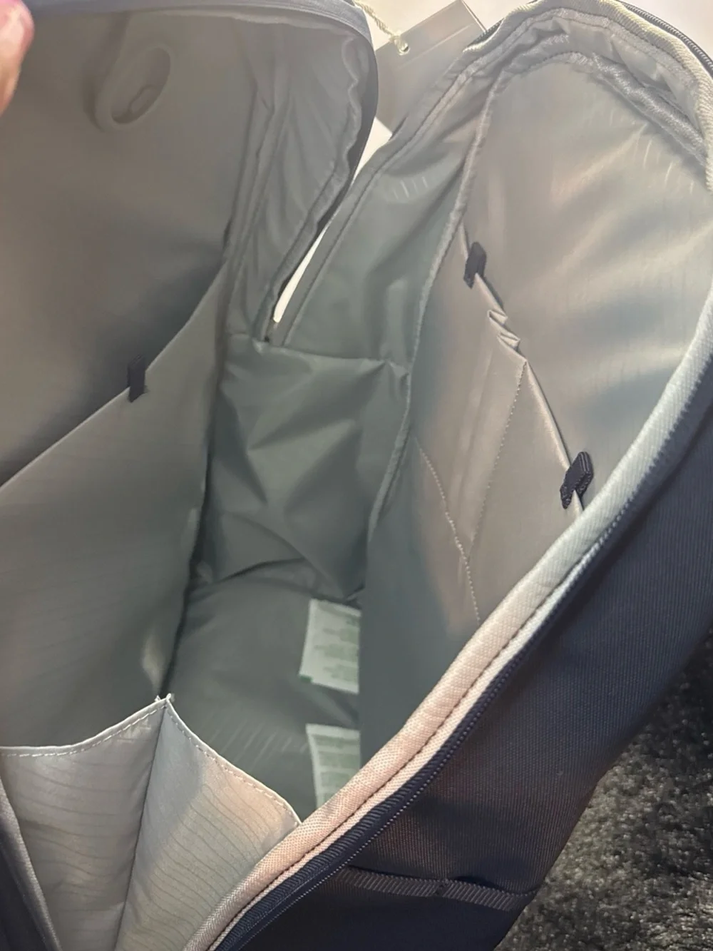 Samsonite Black Men's Backpack with Silver Logo Accent